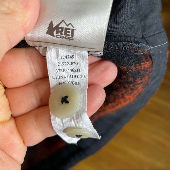 REI Co-op Farlands Shirt Jacket in Lake Plaid Black Copper Spice Mens XL - Picture 8 of 12